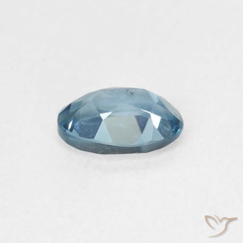 Topaze Bleu Londres naturelle ovale, 0.56 ct, VVS