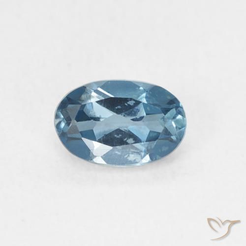 Topaze Bleu Londres naturelle ovale, 0.62 ct, VVS