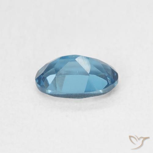 Topaze Bleu Londres naturelle ovale, 0.57 ct, VVS
