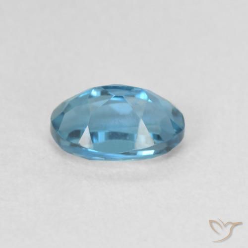 Topaze Bleu Londres naturelle ovale, 0.66 ct, VVS