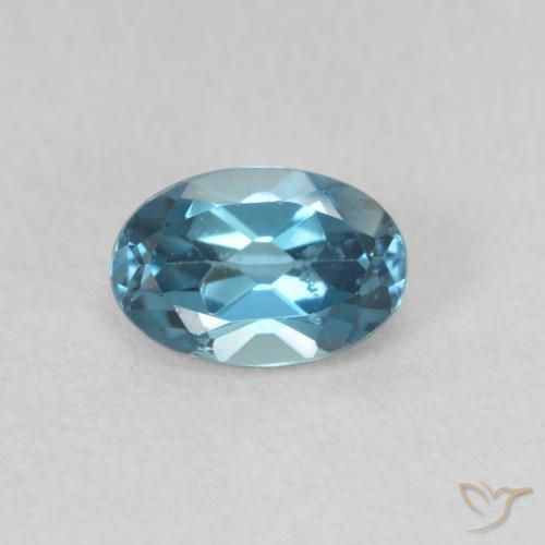 Topaze Bleu Londres naturelle ovale, 0.65 ct, VVS-VS