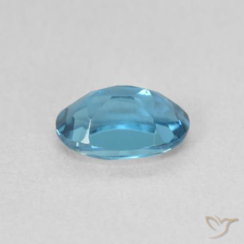 Topaze Bleu Londres naturelle ovale, 0.67 ct, VVS-VS