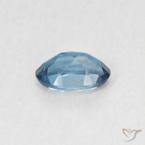 Topaze Bleu Londres naturelle ovale, 0.58 ct, VVS-VS