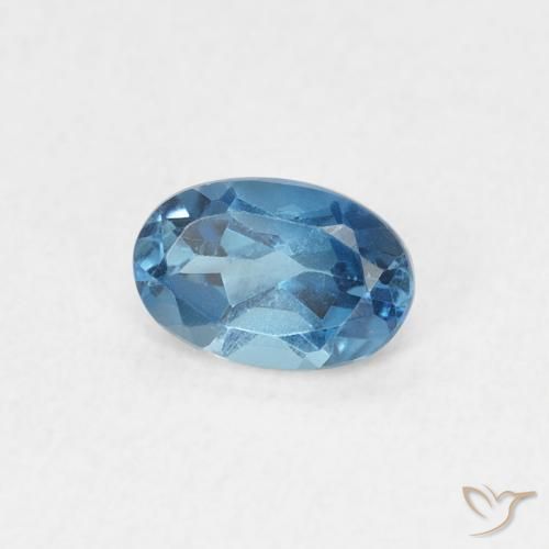 Topaze Bleu Londres naturelle ovale, 0.60 ct, VVS-VS