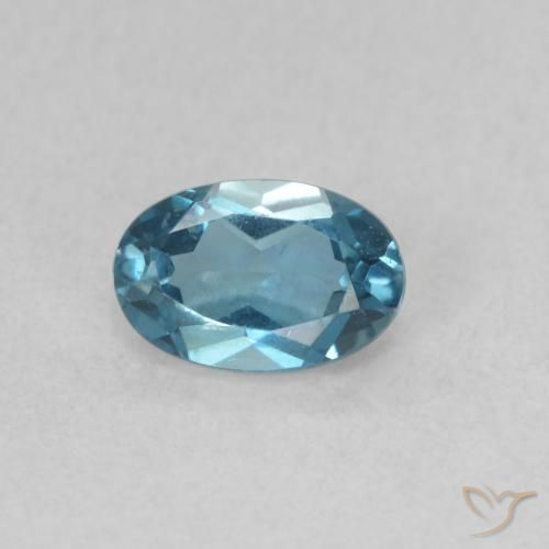 Topaze Bleu Londres naturelle ovale, 0.61 ct, VVS