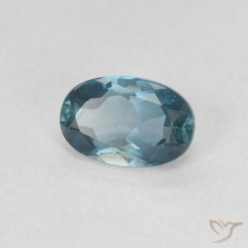 Topaze Bleu Londres naturelle ovale, 0.66 ct, VVS