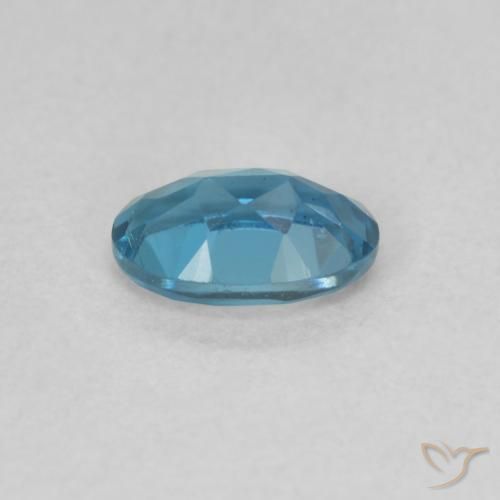 Topaze Bleu Londres naturelle ovale, 0.59 ct, VVS