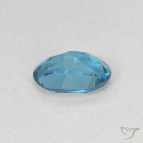 Topaze Bleu Londres naturelle ovale, 0.63 ct, VVS-VS