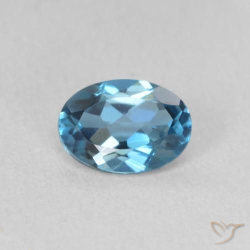 Topaze Bleu Londres naturelle ovale, 0.61 ct, VVS-VS