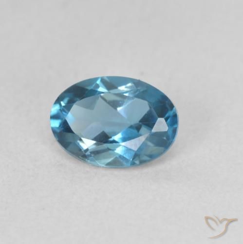 Topaze Bleu Londres naturelle ovale, 0.61 ct, VVS-VS
