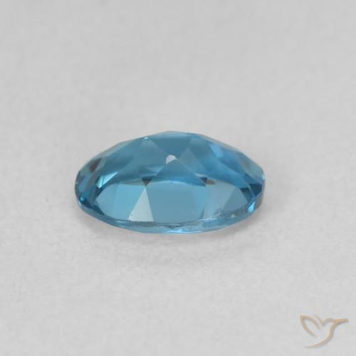 Topaze Bleu Londres naturelle ovale, 0.61 ct, VVS-VS