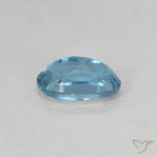 Topaze Bleu Londres naturelle ovale, 0.60 ct, VVS-VS