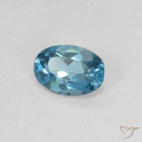 Topaze Bleu Londres naturelle ovale, 0.50 ct, VVS-VS