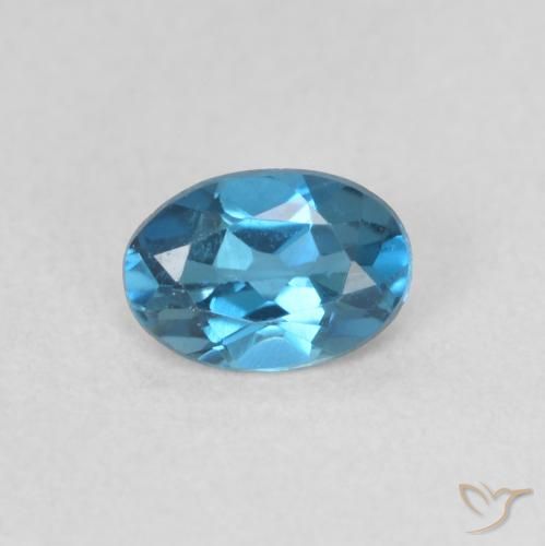 Topaze Bleu Londres naturelle ovale, 0.50 ct, VVS-VS