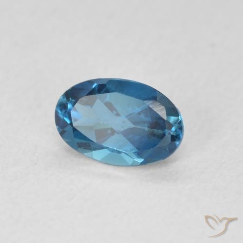 Topaze Bleu Londres naturelle ovale, 0.60 ct, VVS-VS