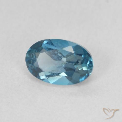 Topaze Bleu Londres naturelle ovale, 0.66 ct, VS