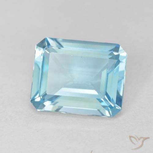 Topaze Bleu Suisse naturelle Octogone / coupe Émeraude, 3.67 ct, VVS-VS