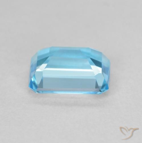 Topaze Bleu Suisse naturelle Octogone / coupe Émeraude, 1.99 ct, VVS