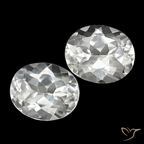 Shop natural 11.92ct Blanc Topaze gems, Coupe ovale, from Brésil at GemSelect. In stock, global shipping!