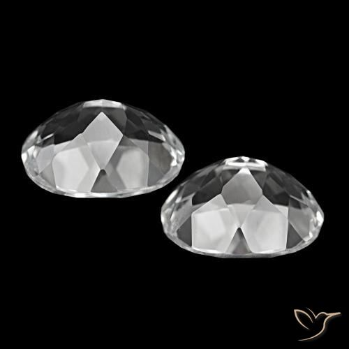 Shop natural 12.03ct Blanc clair Topaze gems, Coupe ovale, from Brésil at GemSelect. In stock, global shipping!