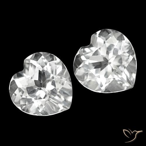 Shop natural 8.21ct Blanc Topaze gems, Forme de coeur, from Brésil at GemSelect. In stock, global shipping!