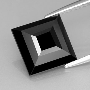 Tourmaline noir naturelle carré, 3,06 ct, opaque