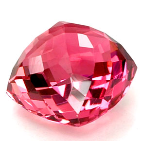 Tourmaline rouge naturelle coupe coussin, 7,86 ct, VVS-VS