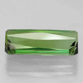 Tourmaline vert naturelle taille émeraude, 4,44 ct, VS