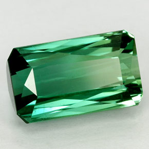 Tourmaline vert naturelle taille émeraude, 3,29 ct, VVS