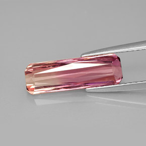 Tourmaline rose naturelle taille émeraude, 2,67 ct, VS
