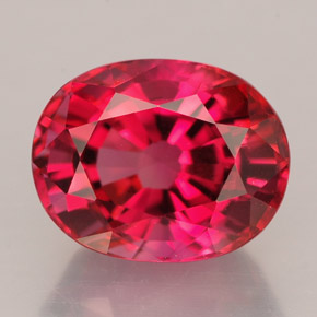 Tourmaline rouge naturelle coupe ovale, 3,15 ct, VVS