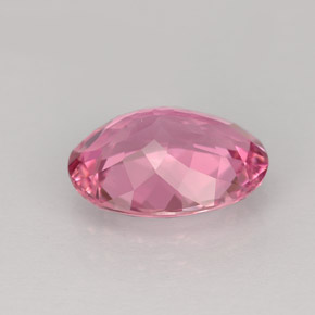 Tourmaline rose naturelle coupe ovale, 2,40 ct, VVS