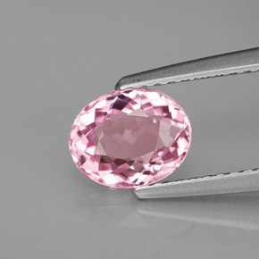 Tourmaline rose naturelle coupe ovale, 1,30 ct, IF
