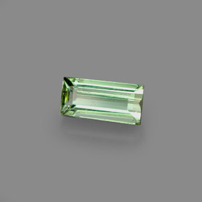Tourmaline vert naturelle baguette, 0,65 ct, VVS-VS