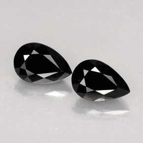 Achetez naturel ct noir tourmaline gems, en forme de poire, en provenance mozambique chez gemselect. en stock, livraison internationale!