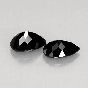 Achetez naturel ct noir tourmaline gems, en forme de poire, en provenance mozambique chez gemselect. en stock, livraison internationale!