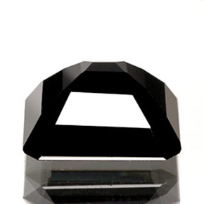 Tourmaline noir naturelle taille émeraude, 1,76 ct, opaque