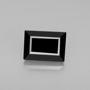 Tourmaline noir naturelle baguette, 1,69 ct, opaque