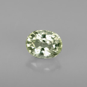 Tourmaline vert naturelle coupe ovale, 1,10 ct, VS
