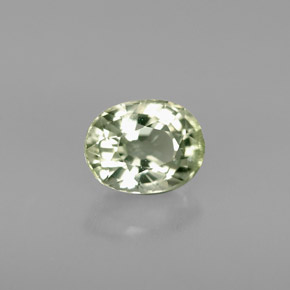 Tourmaline vert naturelle coupe ovale, 1,10 ct, VS