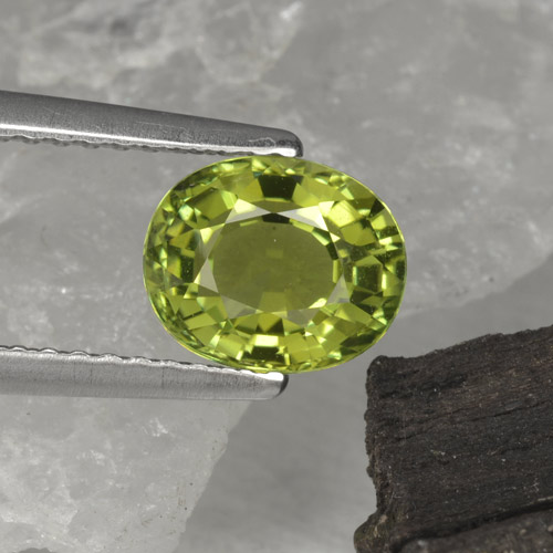 Tourmaline vert naturelle coupe ovale, 1,30 ct, VVS