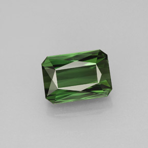 Tourmaline vert naturelle taille émeraude, 2,24 ct, VVS