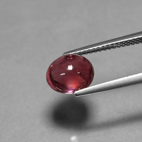 Tourmaline rouge naturelle coupe ovale, 2,76 ct, transparent