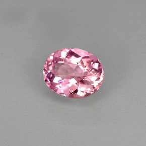 Tourmaline rose naturelle coupe ovale, 0,83 ct, VS