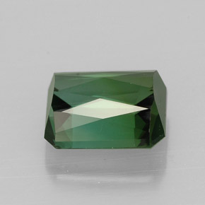 Tourmaline vert naturelle taille émeraude, 1,85 ct, VVS