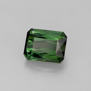 Tourmaline vert naturelle taille émeraude, 1,53 ct, VVS