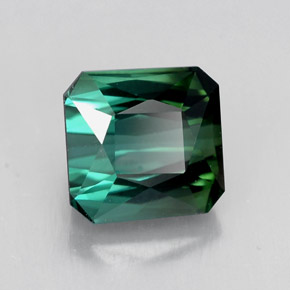 Tourmaline vert naturelle taille émeraude, 1,98 ct, VVS