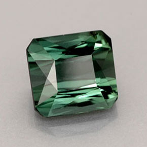 Tourmaline vert naturelle taille émeraude, 2,33 ct, VVS