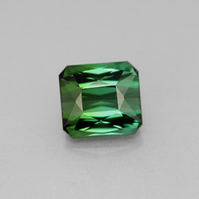 Tourmaline vert naturelle taille émeraude, 1,93 ct, VVS