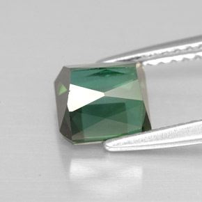 Tourmaline vert naturelle taille émeraude, 1,65 ct, VVS